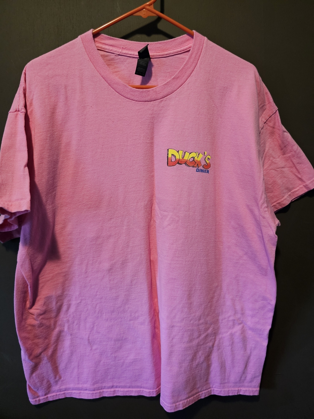 Womens Pink Graphic Ducks Diner Gulf Shores Gildan T-shirt